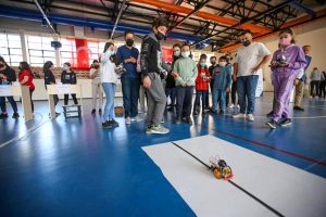 Fatsa'da 'çizgi izleyen robot' yarışması düzenlendi